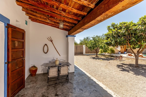 Foto van Can Pere - Villa met 3 slaapkamers voor 7 gasten - Vakantiehuis in San Juan Bautista - TerraceBalcony