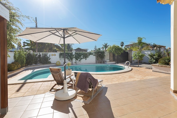 Foto van Villa aan het zwembad aan de Costa de la Luz - Vakantiehuis in Sanlúcar de Barrameda - PoolOfHouse
