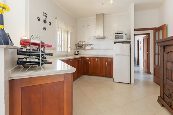 Foto van Villa aan het zwembad aan de Costa de la Luz - Vakantiehuis in Sanlúcar de Barrameda - Kitchen