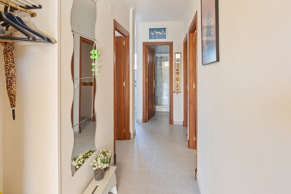 Foto van Villa aan het zwembad aan de Costa de la Luz - Vakantiehuis in Sanlúcar de Barrameda - HallReception