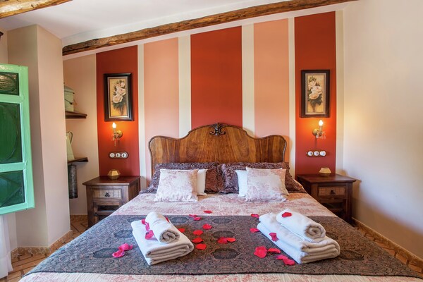 Foto van Cottage in Rute met zwembad en uitzicht - Vakantiehuis in Rute - BedRoom