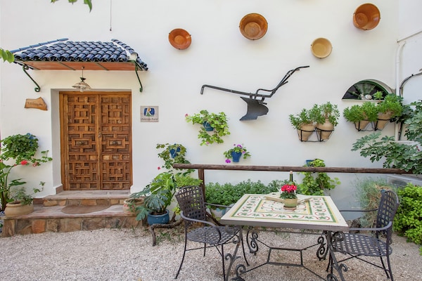 Foto van Cottage in Rute met zwembad en uitzicht - Vakantiehuis in Rute - TerraceBalcony