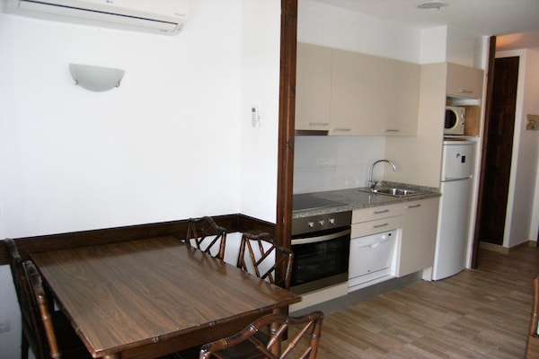 Foto van Appartement voor 5 personen met tuin - Vakantiehuis in Estartit - DiningRoom