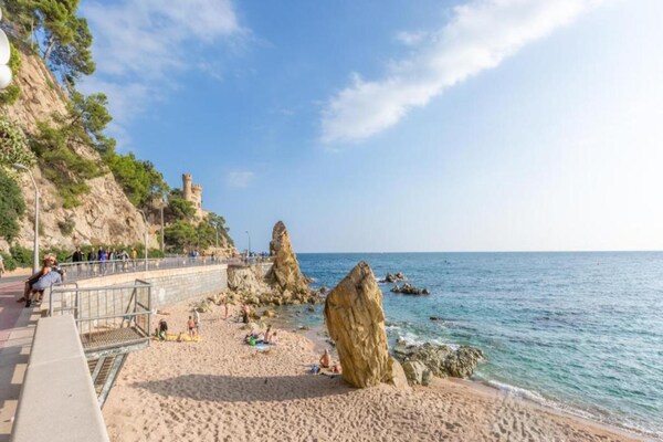 Foto van Villa vlakbij het strand in Lloret de Mar - Vakantiehuis in Vidreres - AreaSummer20KM