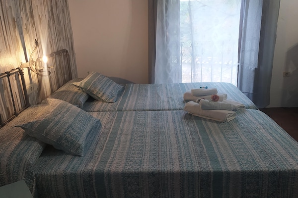Foto van Boerderij bij Iznajar Meer - Vakantiehuis in Fuentes de Cesna - BedRoom