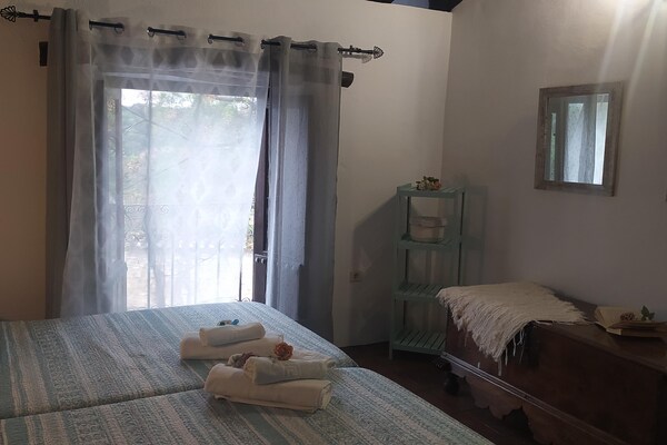 Foto van Boerderij bij Iznajar Meer - Vakantiehuis in Fuentes de Cesna - BedRoom