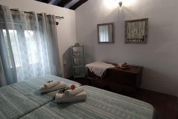 Foto van Boerderij bij Iznajar Meer - Vakantiehuis in Fuentes de Cesna - BedRoom