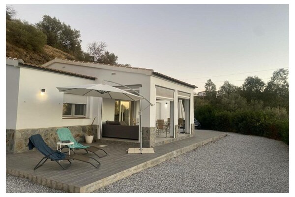 Foto van Bungalow in Sayalonga met barbecue - Vakantiehuis in Sayalonga - Untagged