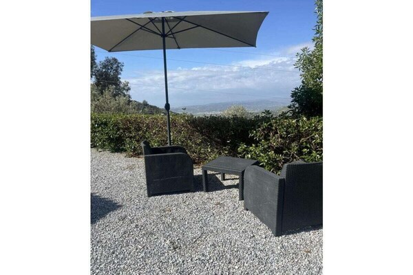 Foto van Bungalow in Sayalonga met barbecue - Vakantiehuis in Sayalonga - Untagged