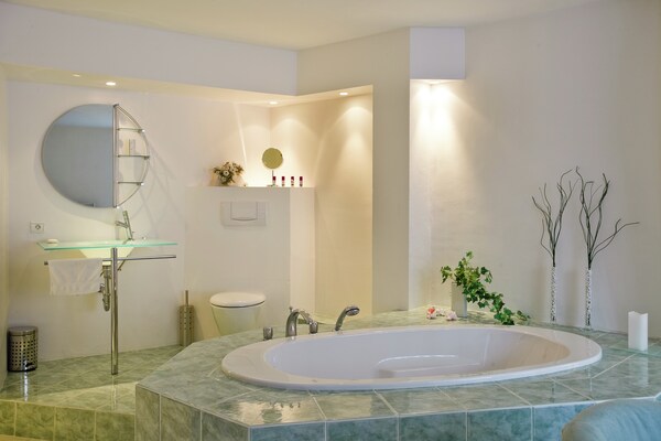 Foto van Weelderig ontworpen villa met uitzicht op zee - Vakantiehuis in Mandelieu-la-Napoule - BathRoom