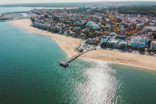 Foto van Ontsnapping aan het zwembad bij Arcachon - Vakantiehuis in La Teste-de-Buch - AreaSummer5KM