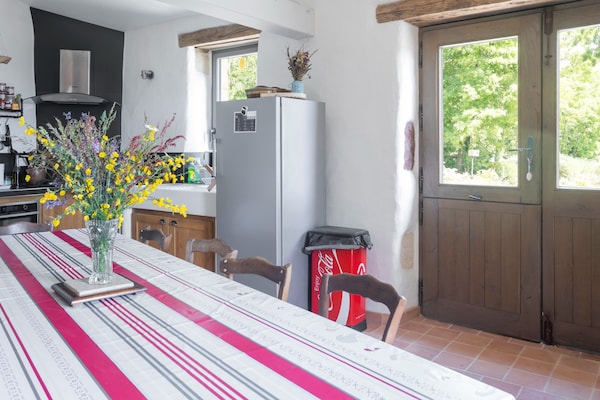 Foto van Vakantiehuis in Mazeyrolles met tuin - Vakantiehuis in Mazeyrolles - Kitchen