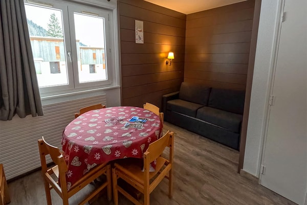 Foto van Bergappartement met zwembad in Lelex - Vakantiehuis in Lélex - LivingRoom