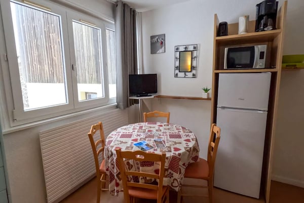 Foto van Bergappartement met zwembad in Lelex - Vakantiehuis in Lélex - DiningRoom