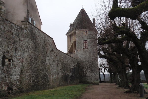 Foto van Vakantiehuis Vault-de-Lugny bij bos - Vakantiehuis in Vault de Lugny - AreaSummer20KM