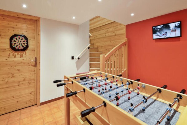 Foto van Marmottant Residence voor negen personen - Vakantiehuis in LE MONETIER LES BAINS - ExteriorSummer