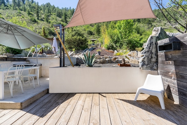 Foto van Elegante villa met privézwembad - Vakantiehuis in Les Vans - TerraceBalcony
