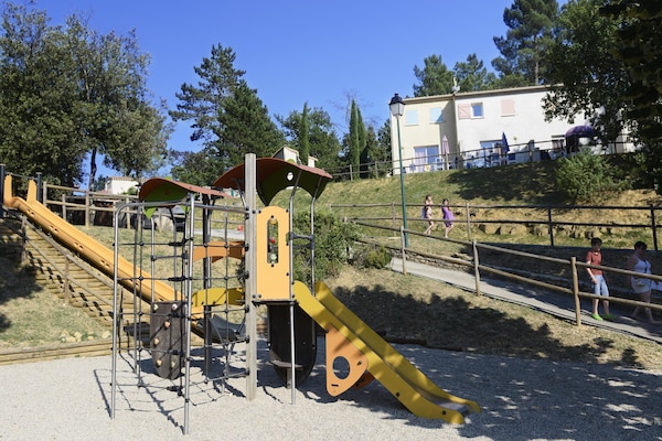 Foto van Gezellig verblijf in de Ardèche - Vakantiehuis in Labastide de virac - ParkFacilities