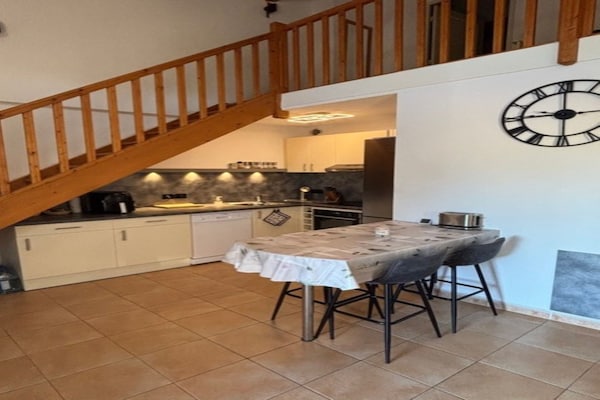 Foto van P. Minervois G N°02 - Villa 3P4 - Vakantiehuis in Homps - DiningRoom