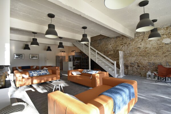 Foto van Serene familie-ontsnapping - Vakantiehuis in Villesèque-des-Corbières - LivingRoom