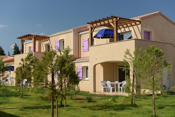 Foto van Appartement in Le Paradou met zwembad & sauna - Vakantiehuis in Paradou - ExteriorSummer