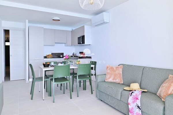 Foto van Appartement op Corsica met zwembad en uitzicht op zee - Untagged