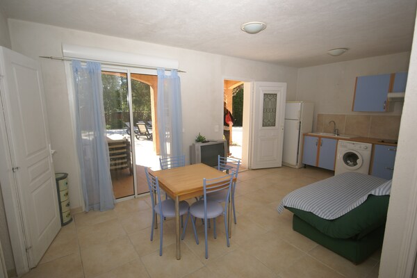 Foto van Villa in Moriani-Plage met Zeezicht - Vakantiehuis in Moriani-Plage - DiningRoom