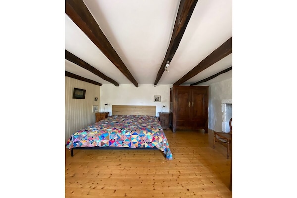 Foto van Bretons stenen huis vlakbij de zee - Vakantiehuis in Plounérin - Untagged