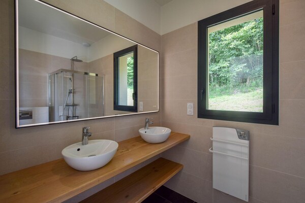 Foto van Charme en comfort in de Dordogne - Vakantiehuis in St. Medard D'excideuil - BathRoom