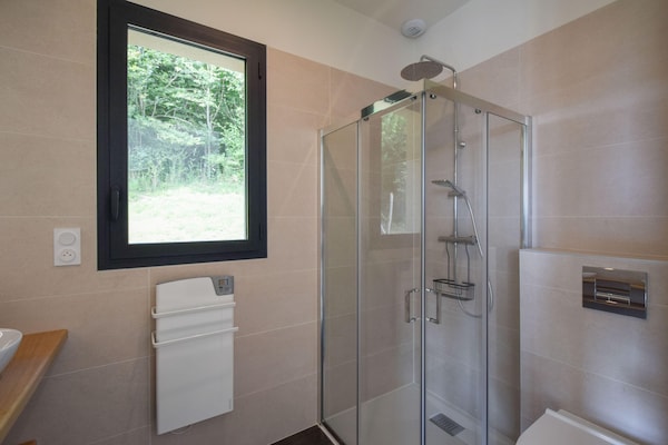 Foto van Charme en comfort in de Dordogne - Vakantiehuis in St. Medard D'excideuil - BathRoom