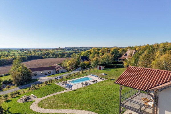 Foto van Charme en comfort in de Dordogne - Vakantiehuis in St. Medard D'excideuil - AreaSummer1KM