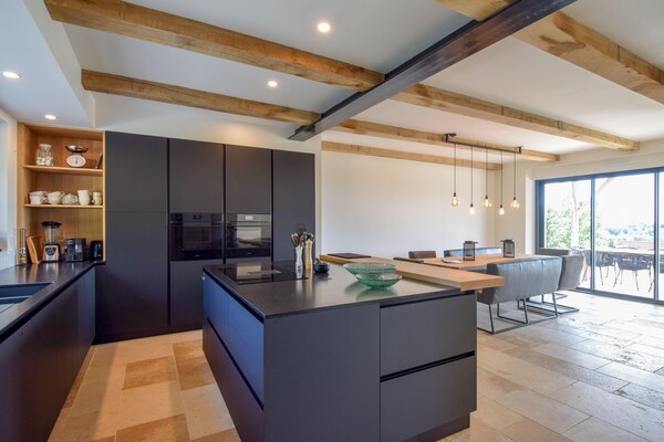 Foto van Charme en comfort in de Dordogne - Vakantiehuis in St. Medard D'excideuil - Kitchen