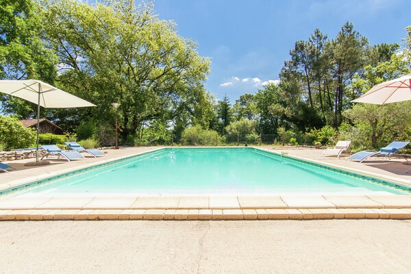 Foto van Herenhuis in Bourgnac met tuin - Vakantiehuis in Bourgnac - PoolOfHouse