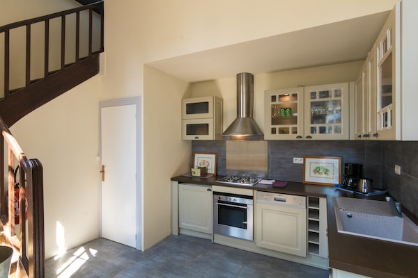 Foto van Cottage in Chaleix bij bos en meer - Vakantiehuis in Chalais - Kitchen