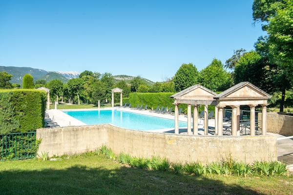 Foto van Villa in Grimaud bij Tennisbaan & Zwembad - Vakantiehuis in Montbrun les Bains - PoolOfHouse