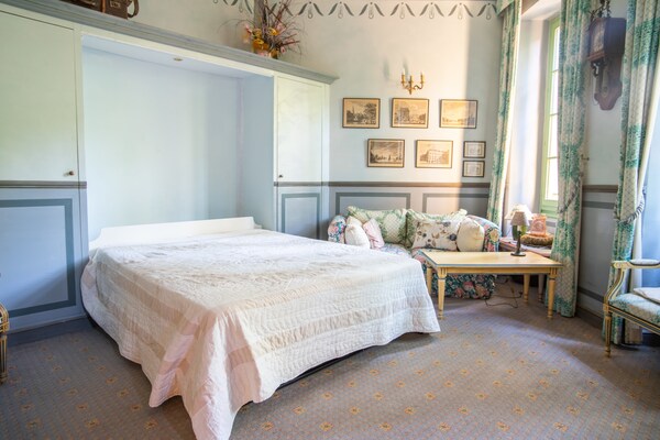 Foto van Villa in Grimaud bij Tennisbaan & Zwembad - Vakantiehuis in Montbrun les Bains - BedRoom