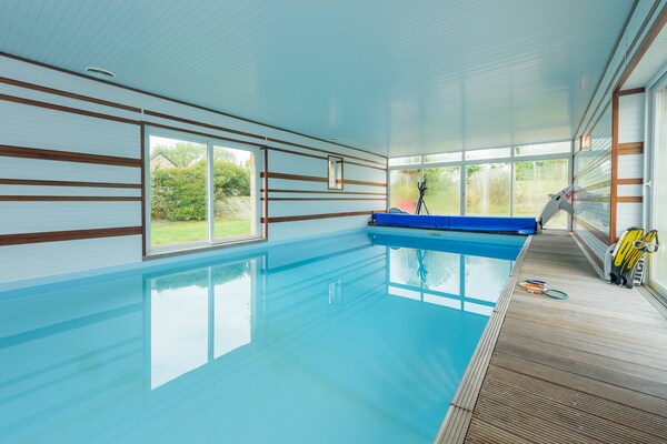 Foto van Ruim vakantiehuis met verwarmd binnenzwembad - Vakantiehuis in Plouguin - PoolOfHouse