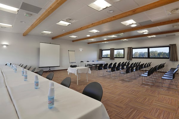 Foto van Appartement met uitzicht op het zwembad bij de Franse jachthaven - Facilities