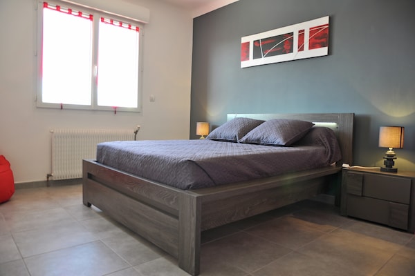 Foto van Luxe villa met privézwembad - Vakantiehuis in St Victor de Malcap - BedRoom