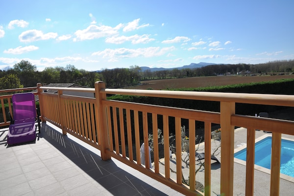 Foto van Luxe villa met privézwembad - Vakantiehuis in St Victor de Malcap - TerraceBalcony