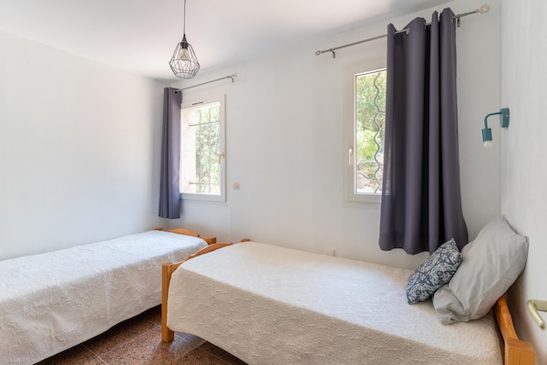 Foto van Gezellig vakantiehuis in Minerve met tuin - Vakantiehuis in Minerve - BedRoom