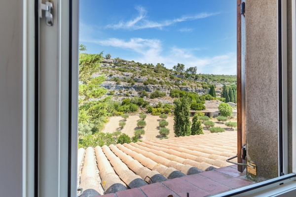 Foto van Gezellig vakantiehuis in Minerve met tuin - Vakantiehuis in Minerve - ViewSummer