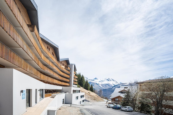 Foto van Appartement met balkon in Auris-en-Oisans - Vakantiehuis in AURIS-EN-OISANS - ExteriorSummer