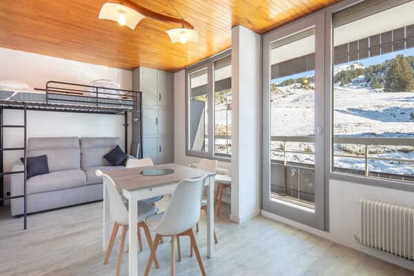 Foto van Alpenschuilplaats met balkon - Vakantiehuis in Chamrousse - LivingRoom