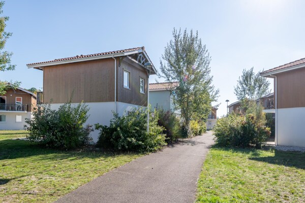Foto van Appartement met toegang tot het zwembad - Vakantiehuis in Parentis-en-Born - AreaSummer1KM