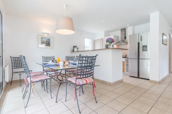 Foto van Villa met privézwembad vlakbij het strand - Vakantiehuis in Moliets - DiningRoom