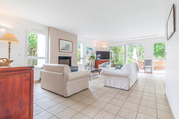 Foto van Villa met privézwembad vlakbij het strand - Vakantiehuis in Moliets - LivingRoom