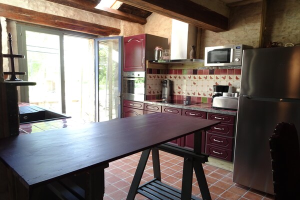 Foto van Landhuis in Cotentin met historische charme - Vakantiehuis in Saint Lô d'Ourville - Kitchen