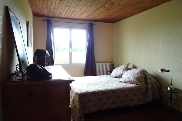 Foto van Landhuis in Normandië bij Portbail Strand - Vakantiehuis in Canville La Rocque - BedRoom
