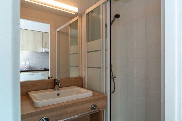 Foto van Appartement met terras vlakbij de zee - Vakantiehuis in Guidel - BathRoom
